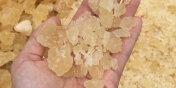 Đường phèn được bày bán rất phổ biến ở nước ta