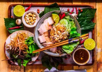 Top 12 quán bún mắm nêm Huế ngon