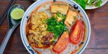 Cách nấu bún riêu ngon tại nhà không kém ngoài hàng