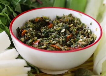 Chẩm chéo là thức chấm không thể thiếu trong các món ăn Tây Bắc